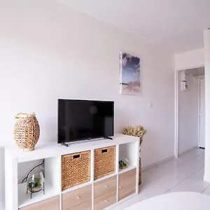 With Balcony At 7 Min From The Appartement